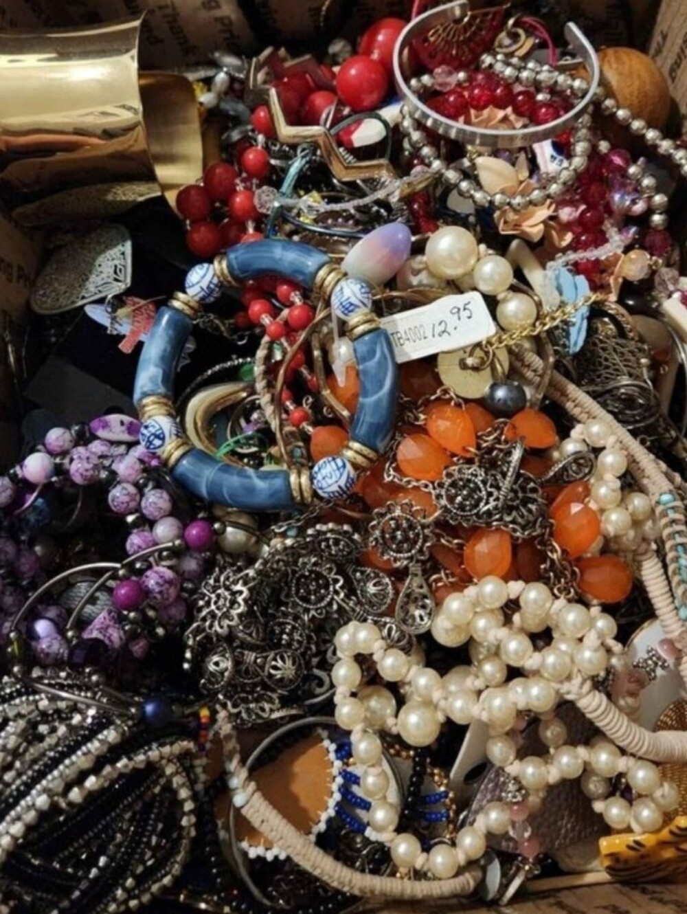 4 Pounds Jewelry Lot Lbs Costume Vintage Necklaces Rings Earrings Mystery Lot